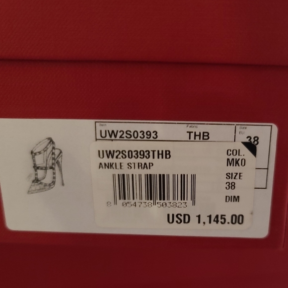 Valentino Garavani Rockstud Boudoir Pump sz 38 NIB - Picture 11 of 11